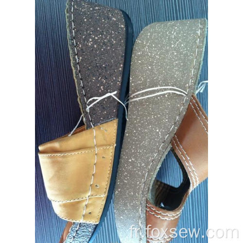 Machine de couture en intesure de type à double filetage